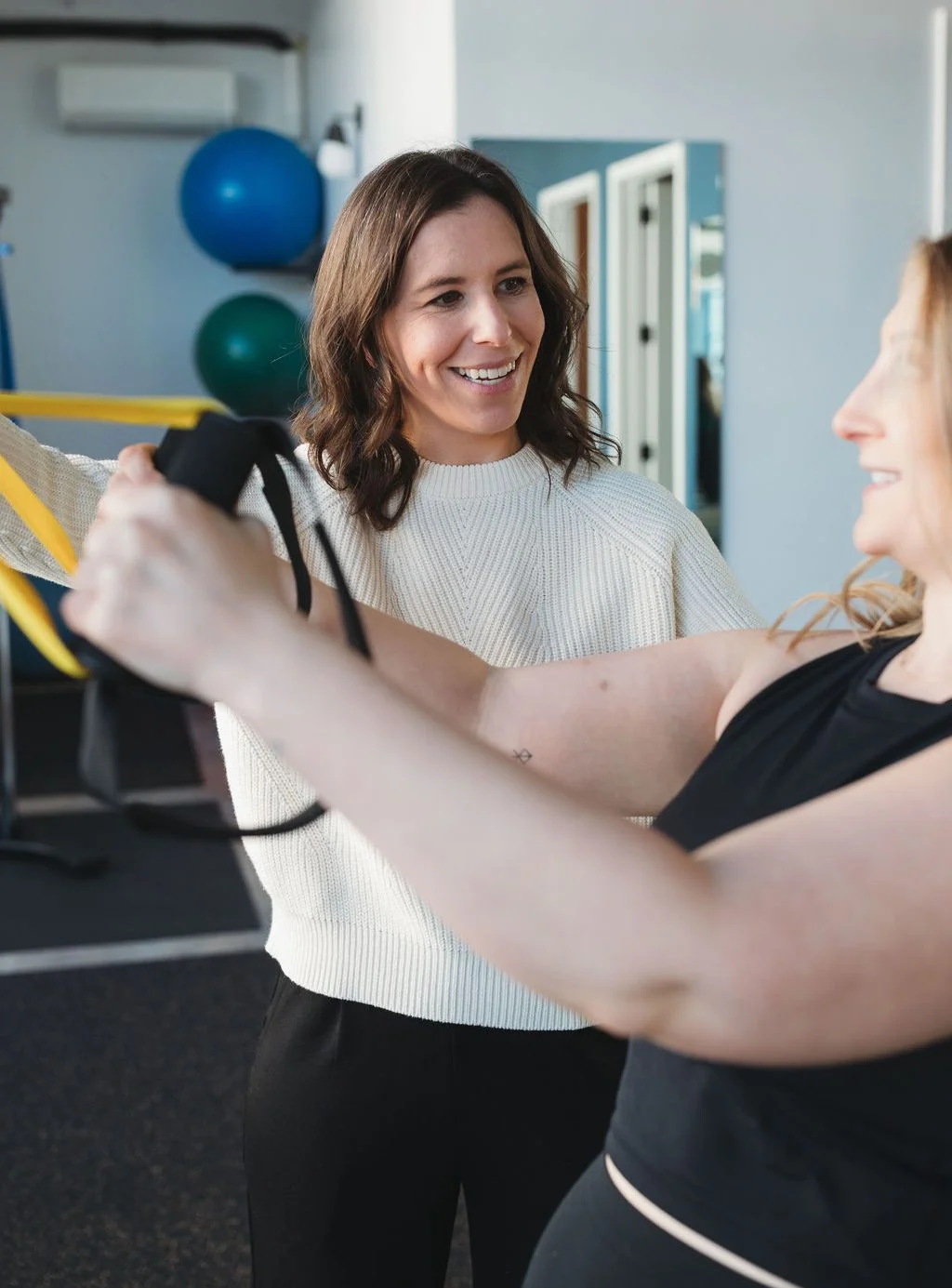 Ronit Sukenick working with a patient